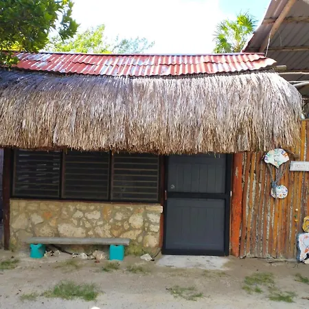 Lunazul Eco-Cabana Frente Al Mar Mahahual Exterior photo
